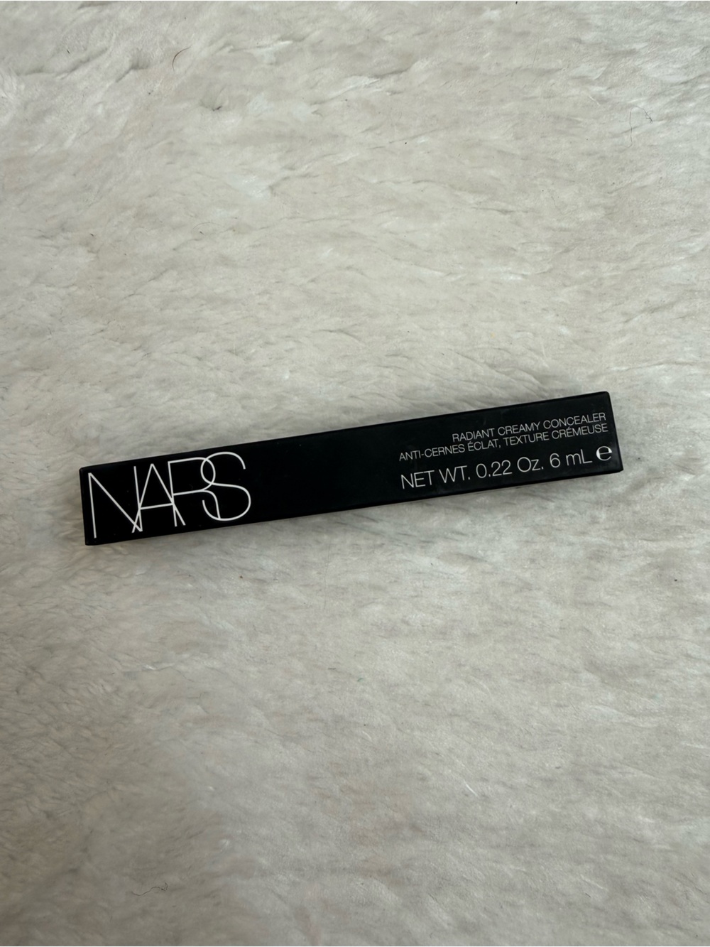 NARS Radiant Creamy Concealer - M1.5 Macadamia - Picture 3 of 4
